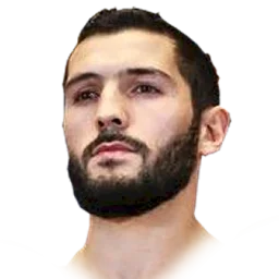 Artur Akavov